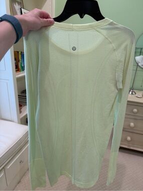 lululemon athletica Long Sleeve Tech Top in Light Lime